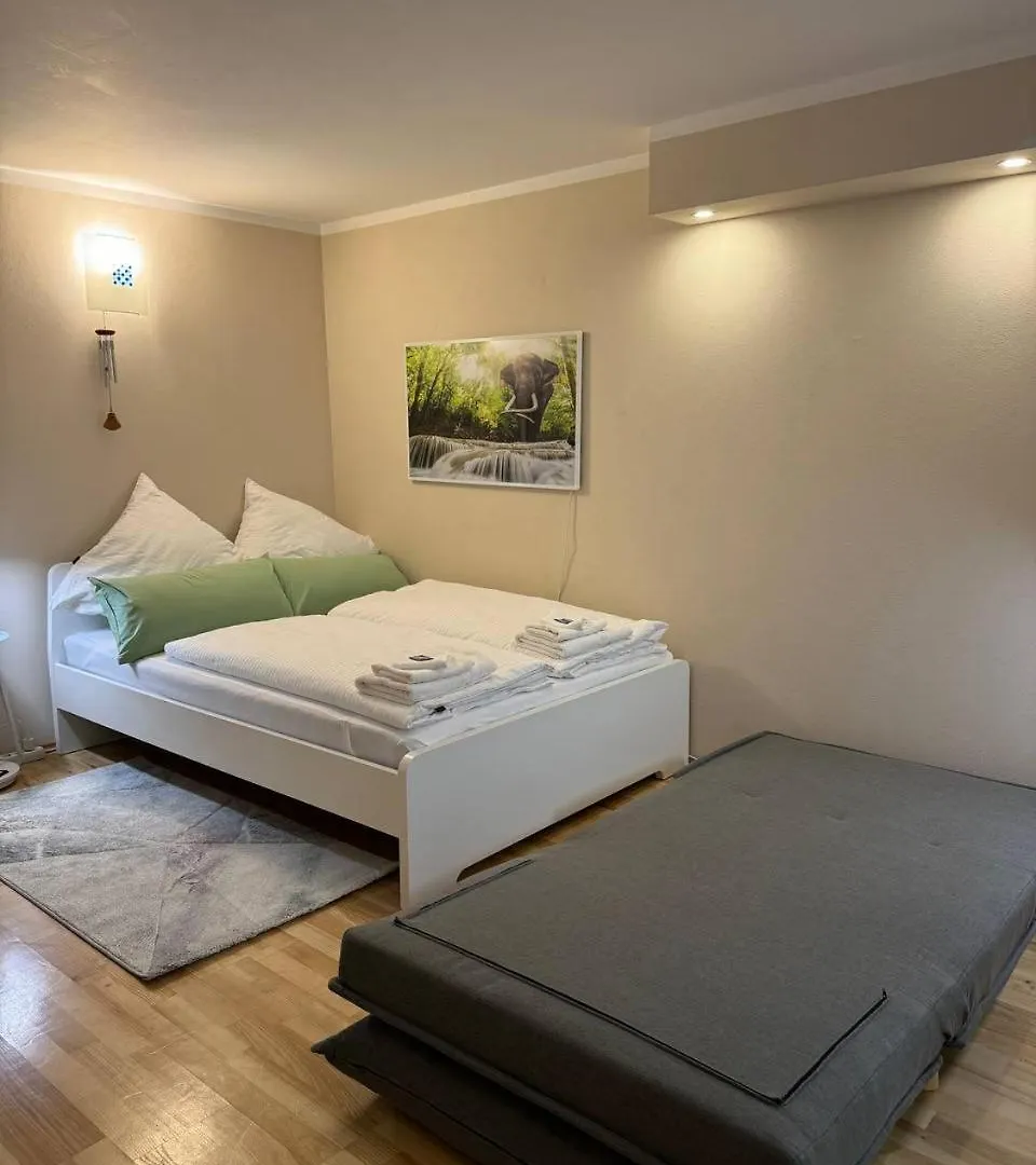 House Floor, Garden With Whirlpool, Small Breakfast, Vienna Thermal Baths, Close To U1 Station Appartement