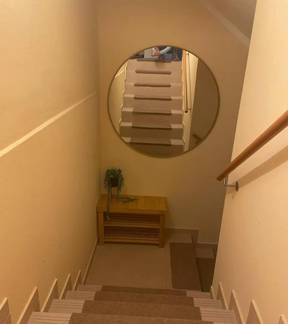House Floor, Garden With Whirlpool, Small Breakfast, Vienna Thermal Baths, Close To U1 Station 0*,  Oostenrijk