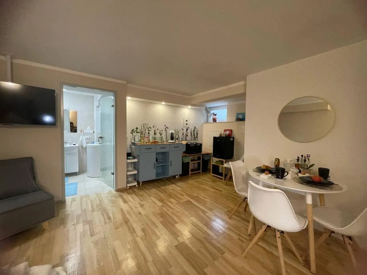 House Floor, Garden With Whirlpool, Small Breakfast, Vienna Thermal Baths, Close To U1 Station Oostenrijk